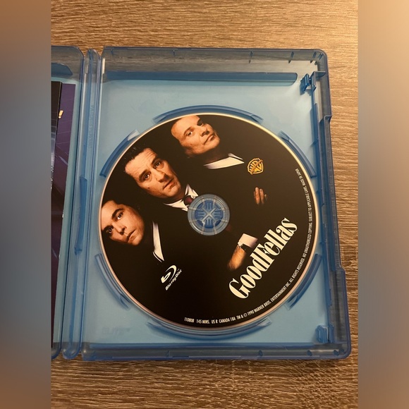 📀 3/$15 or 4/$20 📀 Goodfellas Bluray - Picture 3 of 3